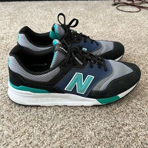 Size 8.5 - New Balance 997H Black Verdite